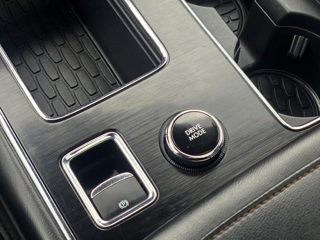 Used 2023 Lincoln Aviator Reserve w/ Equipment Group 201A image 32