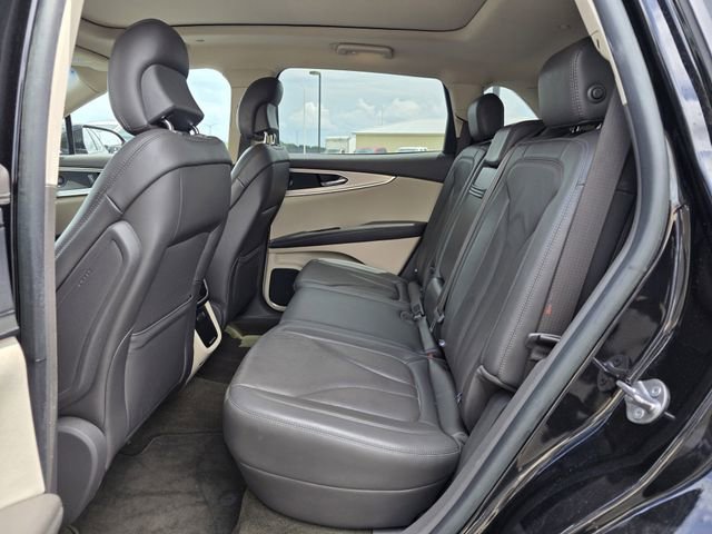 Used 2019 Lincoln Nautilus Reserve w/ Cargo Utility Package FWD image 18