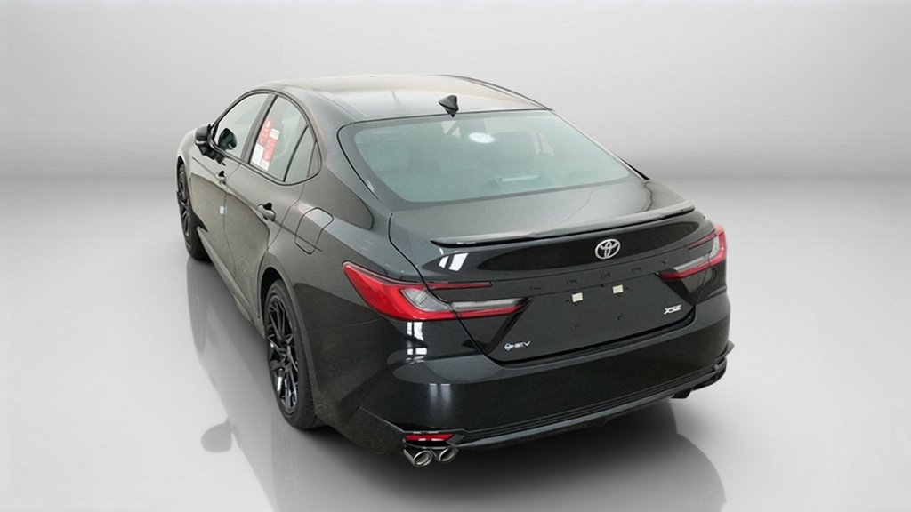 New 2027 Toyota Camry XSE FWD image 9