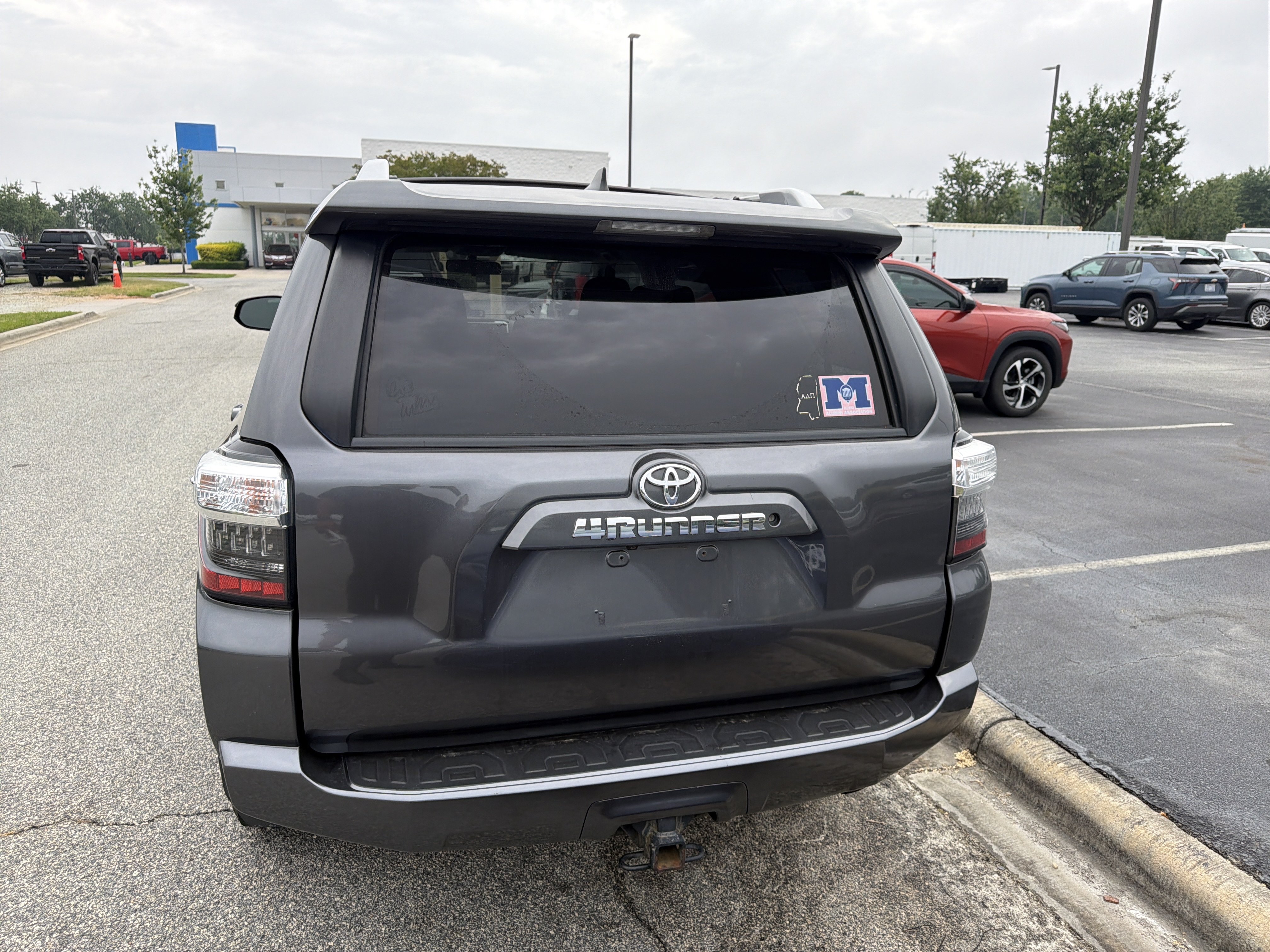 Used 2016 Toyota 4Runner SR5 AWD/4WD image 9
