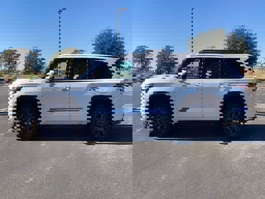 New 2026 Toyota Sequoia Platinum image 7
