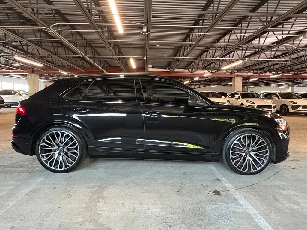 Used 2024 Audi SQ8 Prestige w/ Prestige Package AWD/4WD image 9