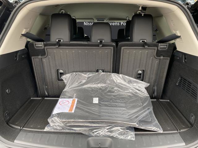 New 2026 Nissan Pathfinder SL AWD/4WD image 32