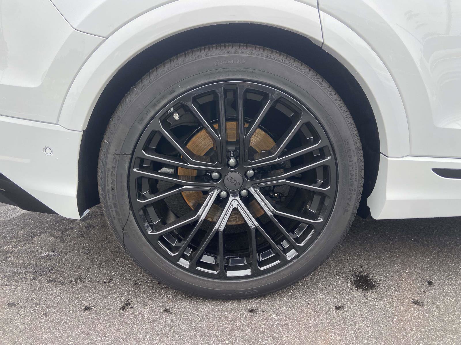 New 2026 Audi SQ8 Prestige image 11