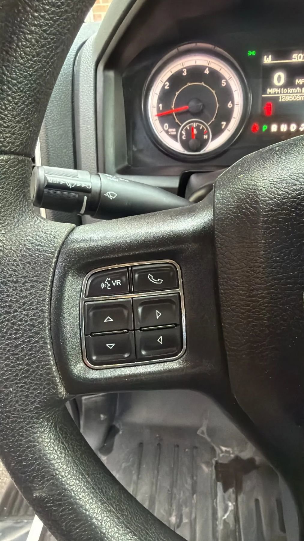 Used 2019 RAM 1500 Classic SLT RWD image 15