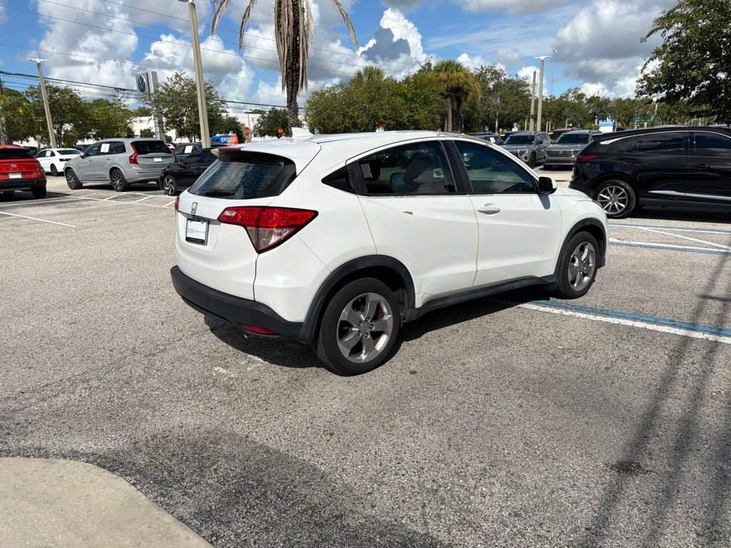 Used 2017 Honda HR-V LX image 13
