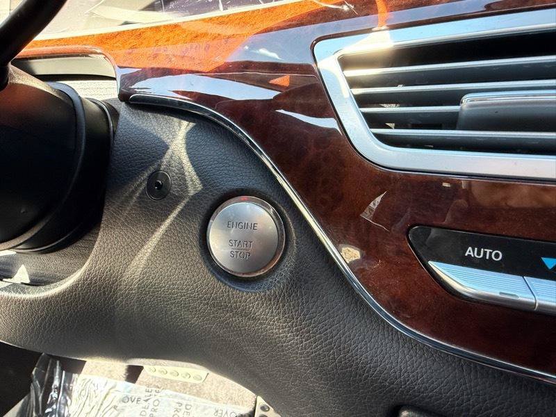 Used 2010 Mercedes-Benz S 550 image 77