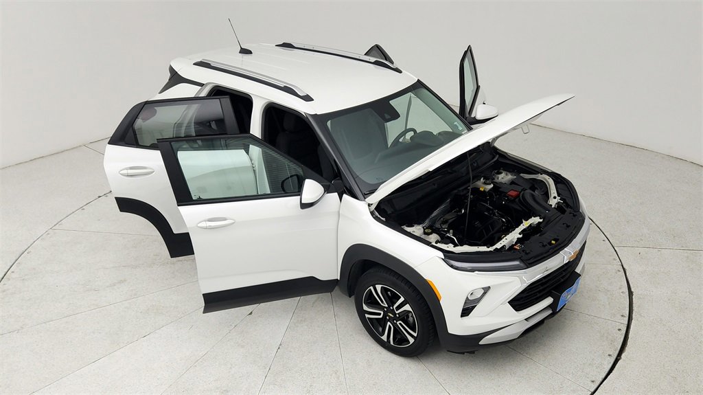 Certified 2024 Chevrolet TrailBlazer LT w/ Driver Confidence Package image 41