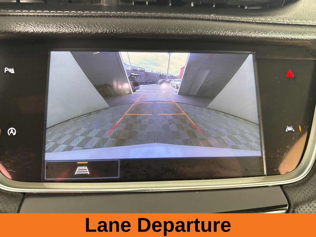 Used 2024 Cadillac XT6 Luxury w/ LPO, Floor Liner Package image 15