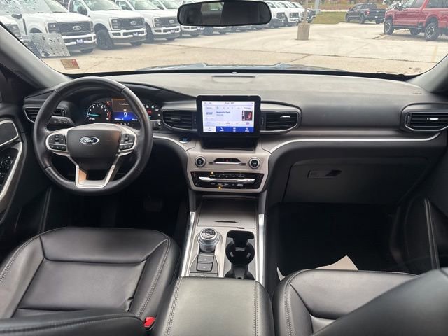 Certified 2023 Ford Explorer XLT w/ Equipment Group 202A image 17