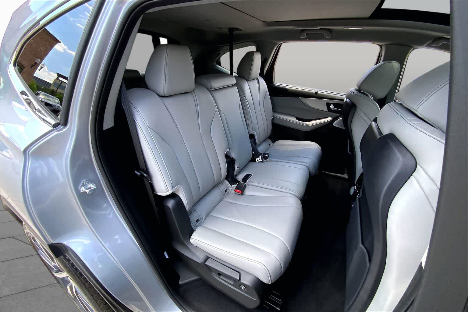 Used 2026 Acura MDX SH-AWD w/ Technology Package image 21