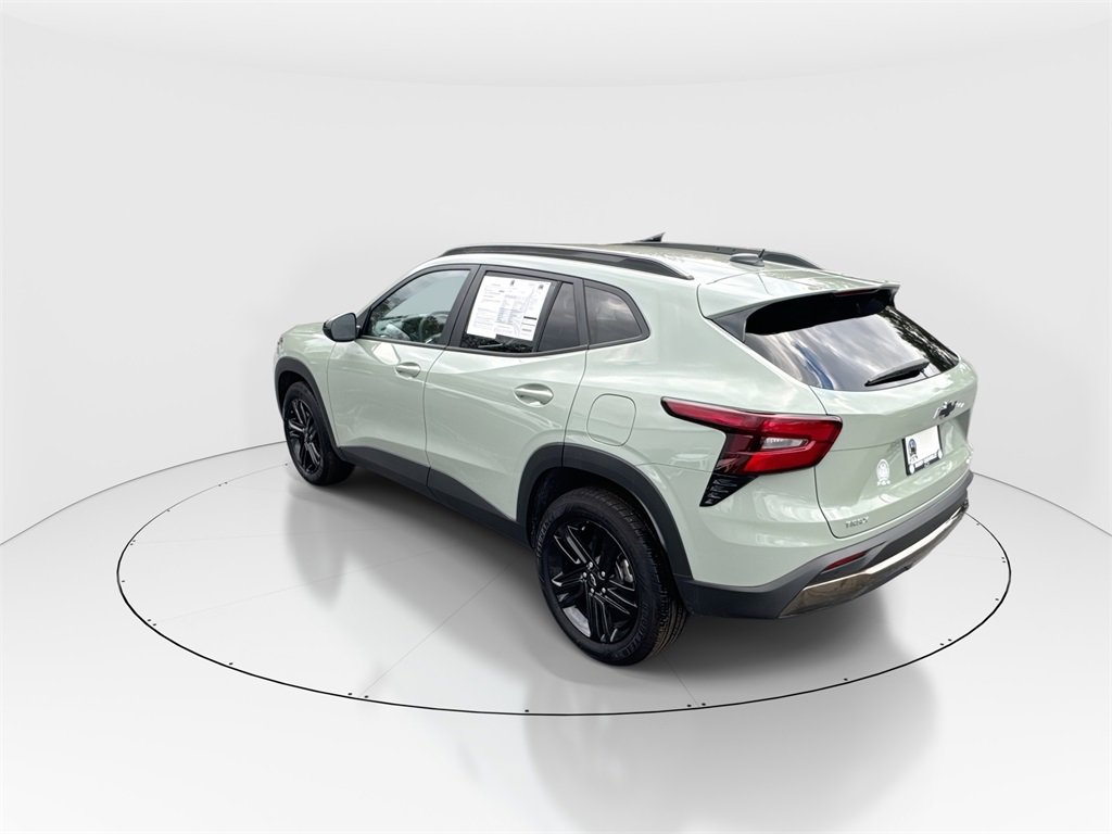 Used 2025 Chevrolet Trax ACTIV w/ Driver Confidence Package image 6