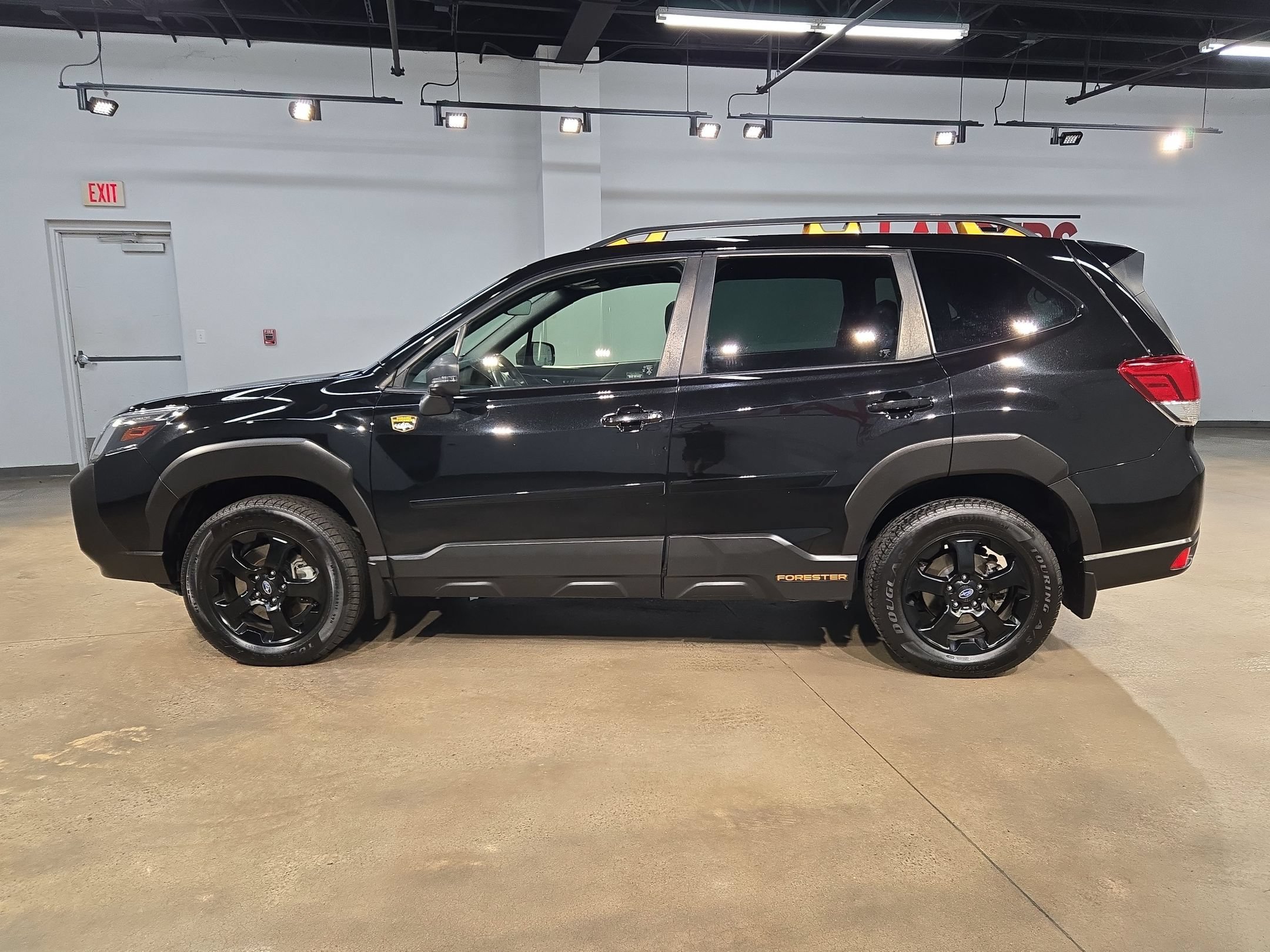 Used 2022 Subaru Forester Wilderness w/ Wilderness Package AWD/4WD image 4