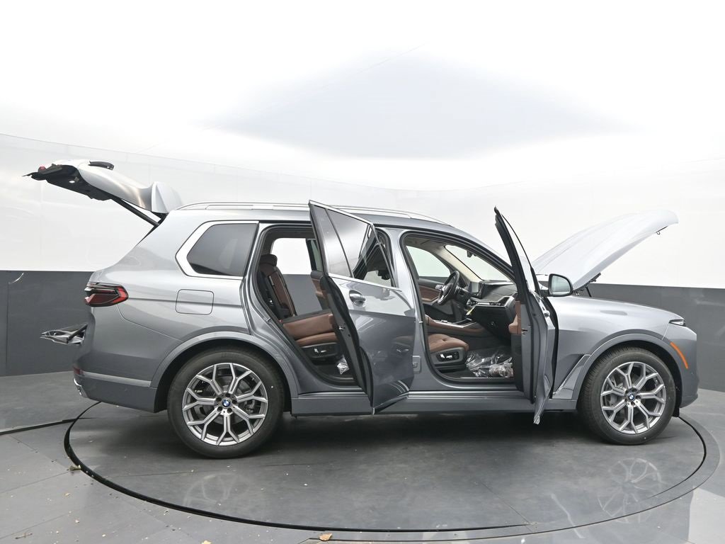 New 2026 BMW X7 xDrive40i image 68