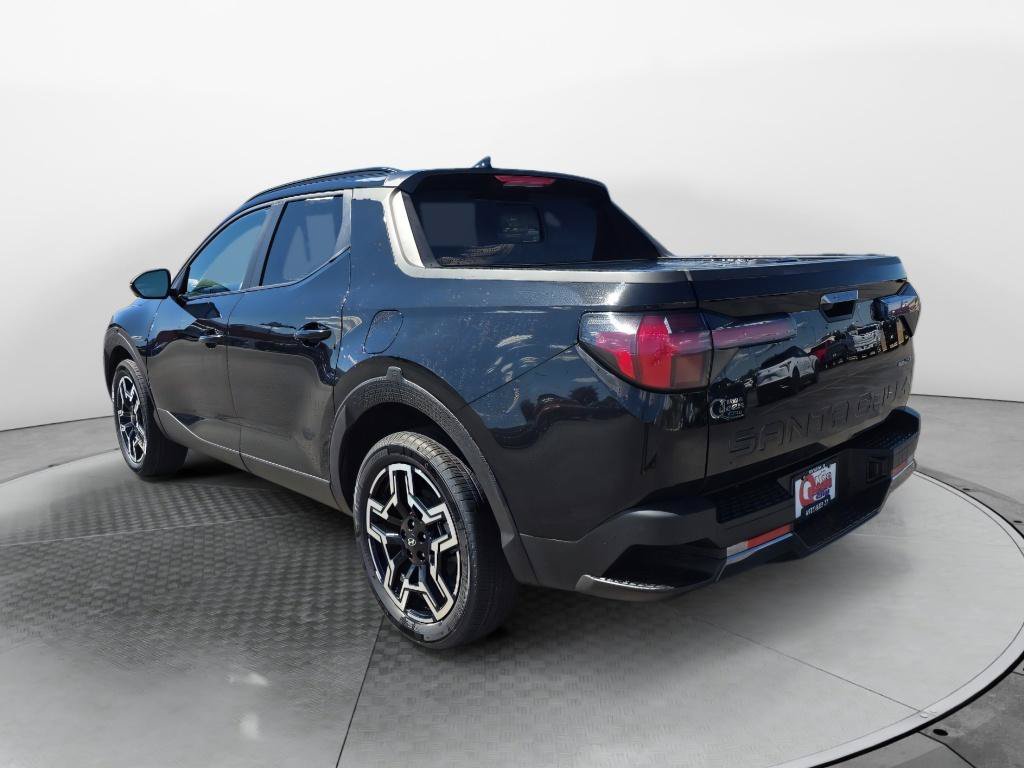 Used 2025 Hyundai Santa Cruz Limited AWD/4WD image 3