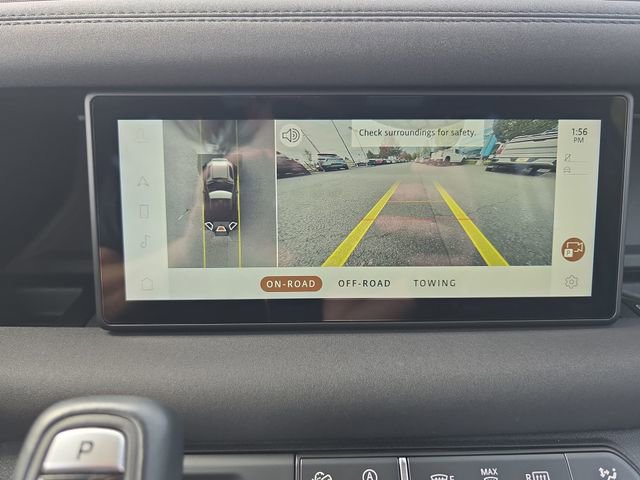 Used 2022 Land Rover Defender 90 X-Dynamic S image 16