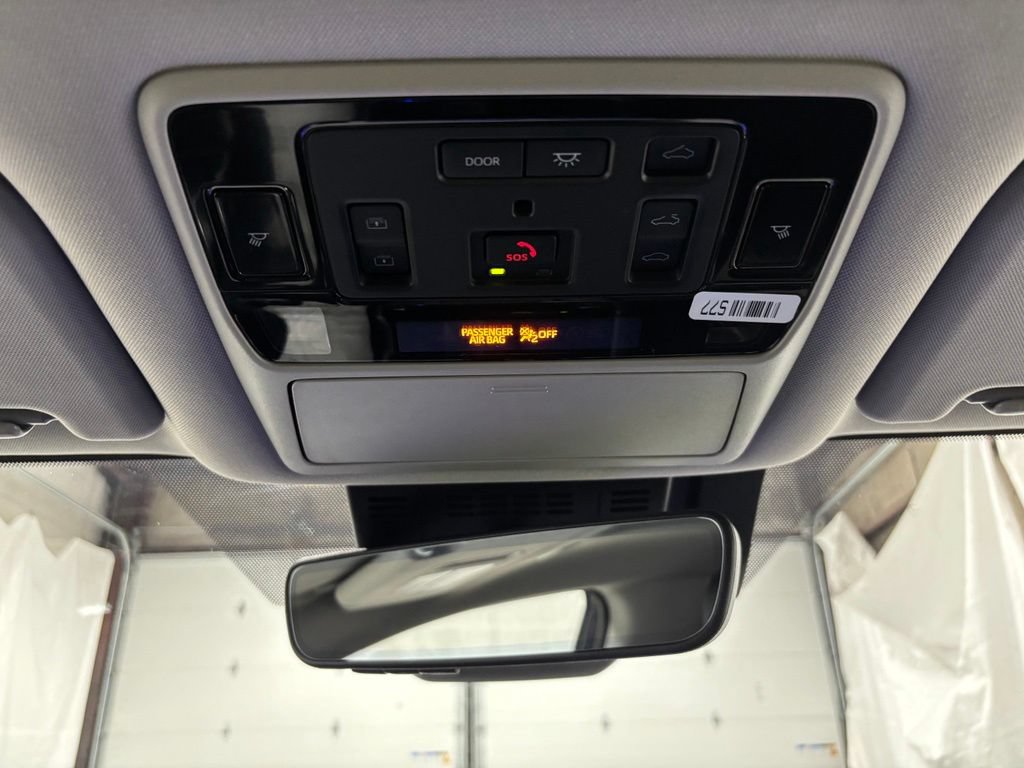 Used 2026 Toyota Grand Highlander AWD image 28
