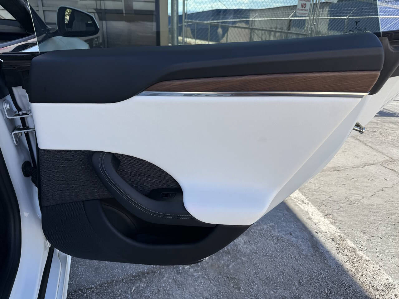 Used 2021 Tesla Model S Long Range AWD/4WD image 29