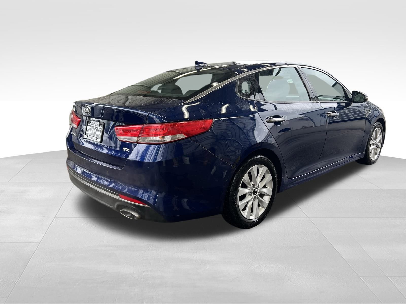 Used 2018 Kia Optima EX image 5
