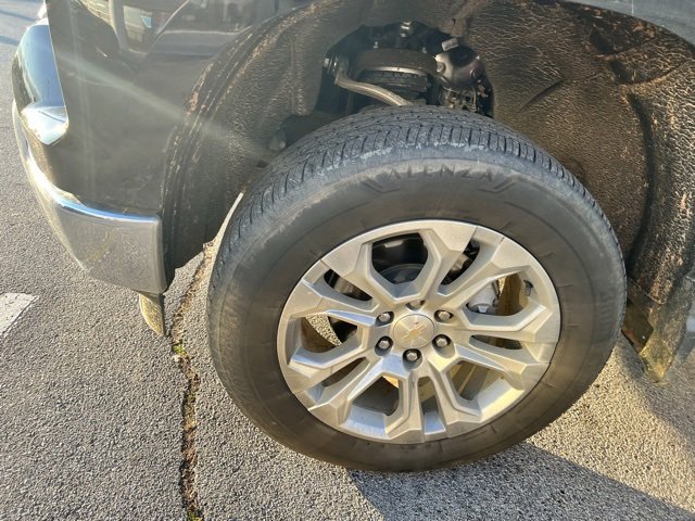 Used 2024 Chevrolet Silverado 1500 LTZ w/ LTZ Convenience Package II image 11