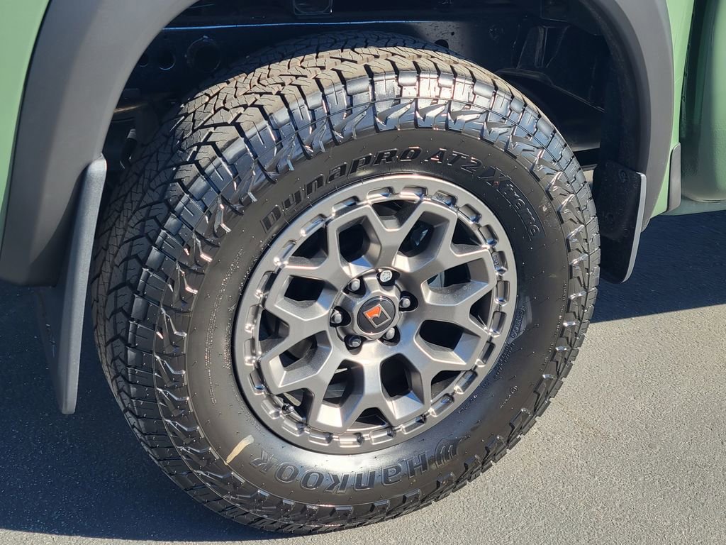 New 2026 Nissan Frontier PRO-4X w/ Pro Premium Package AWD/4WD image 3
