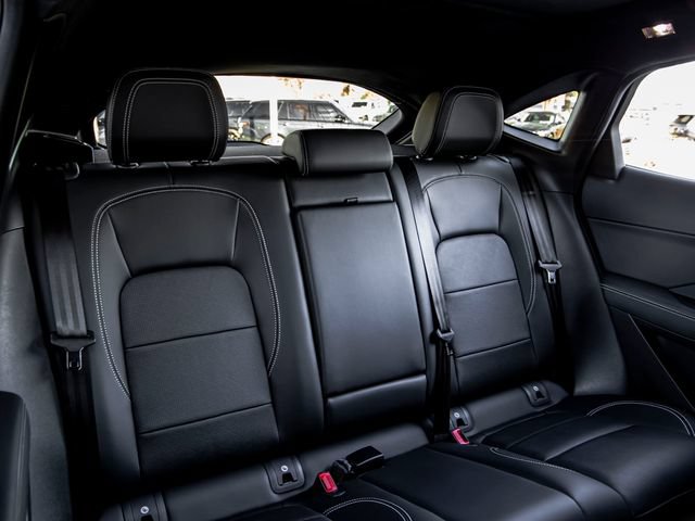 New 2024 Jaguar E-PACE R-Dynamic SE AWD/4WD image 23