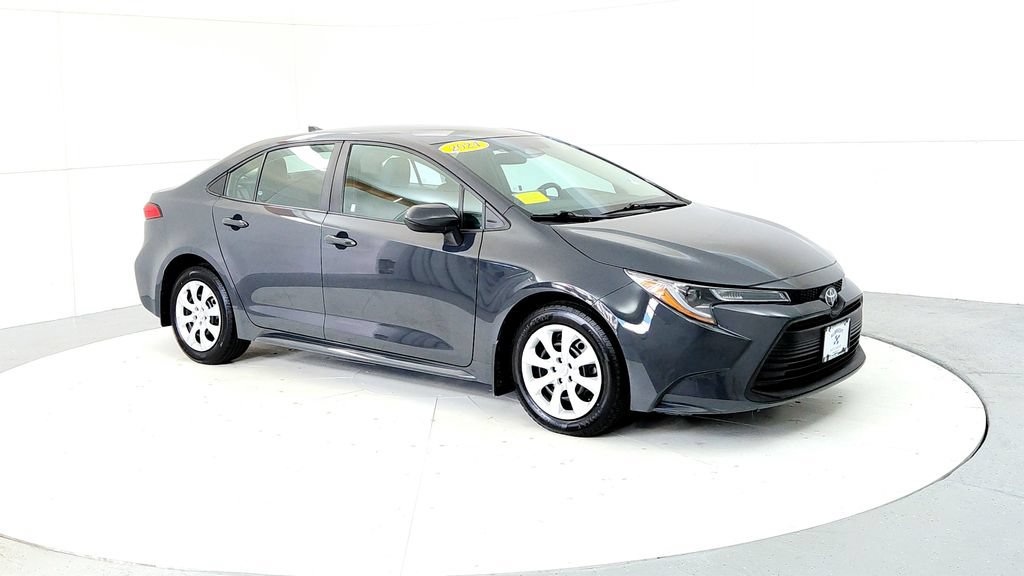 Used 2024 Toyota Corolla LE FWD image 7