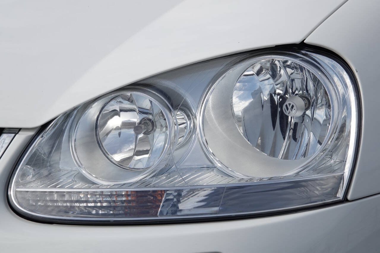 Used 2010 Volkswagen Jetta Limited Edition FWD image 43