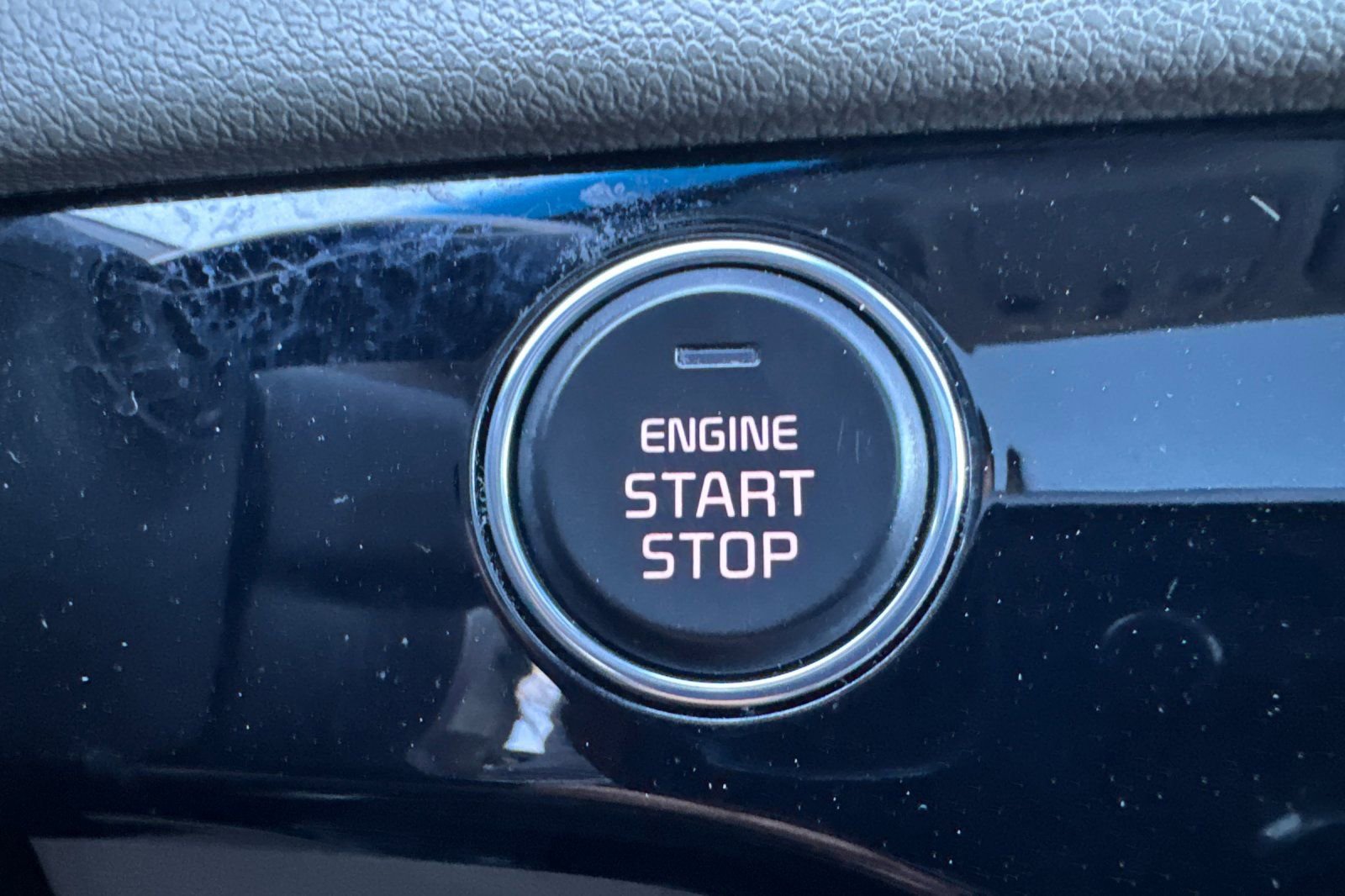 Used 2021 Kia Sportage EX w/ EX Technology Package FWD image 26