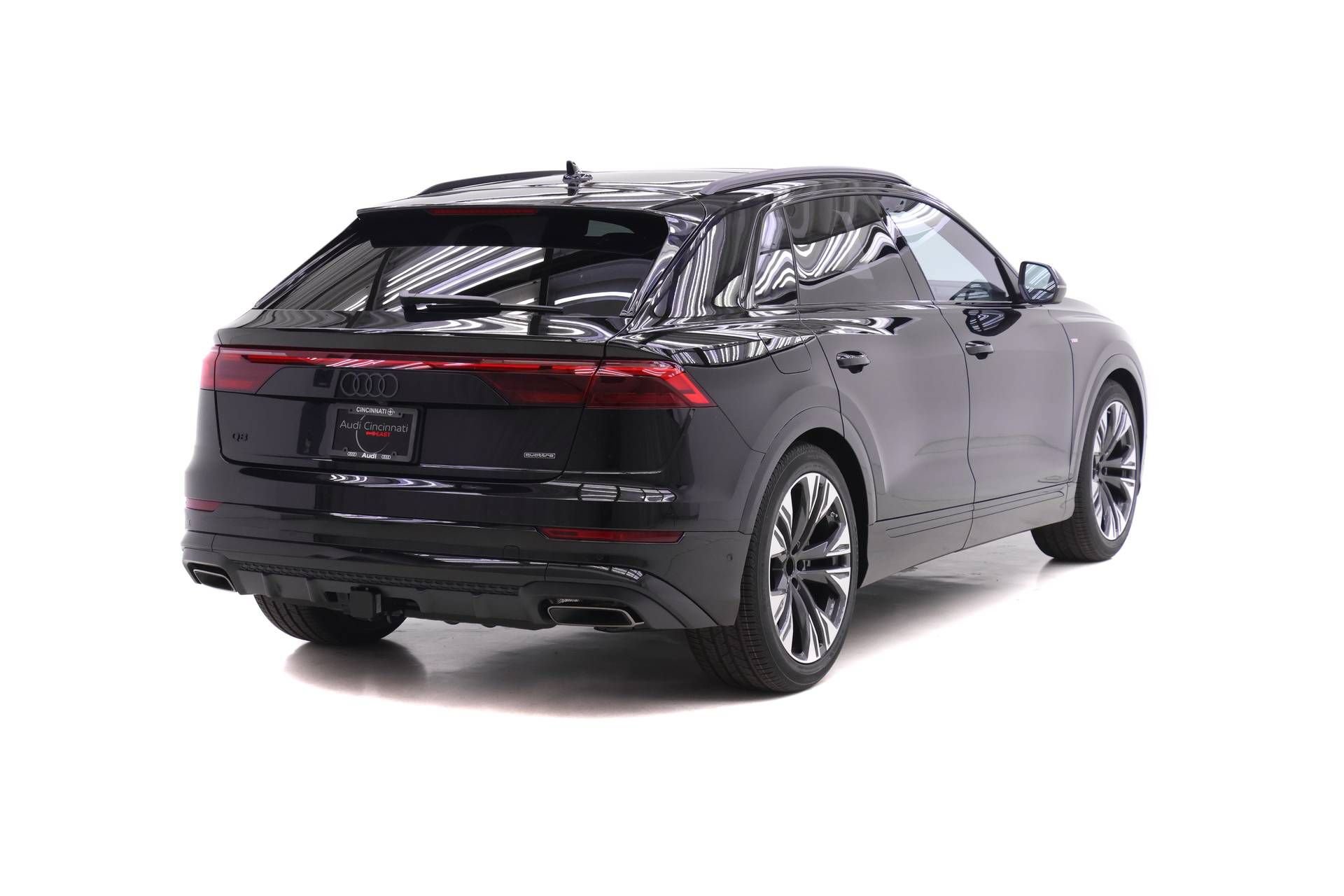 Used 2026 Audi Q8 Premium Plus AWD/4WD image 4
