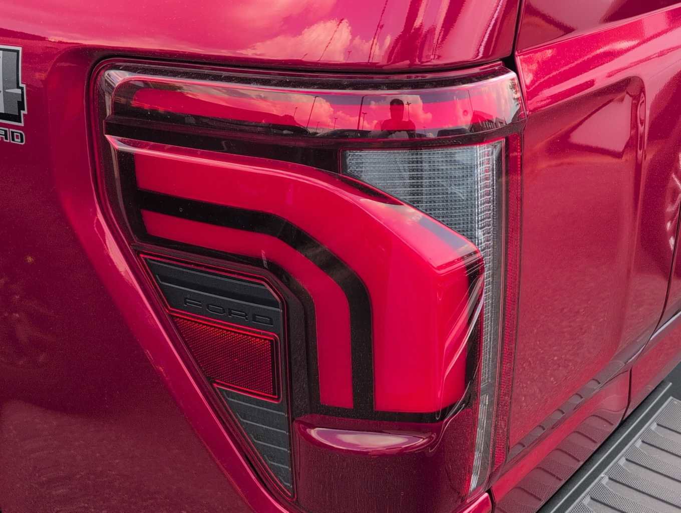 New 2025 Ford F150 Lariat w/ Equipment Group 502A High image 16