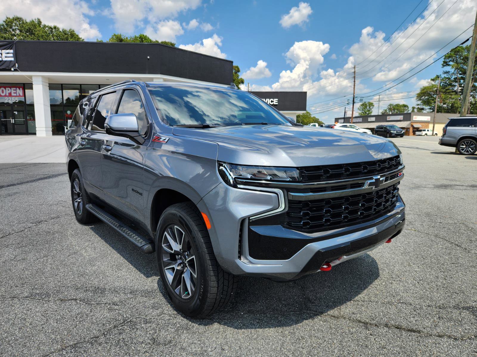 Used 2021 Chevrolet Tahoe Z71 w/ Z71 Signature Package