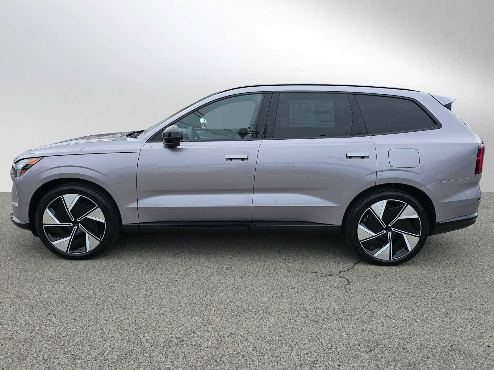 New 2026 Volvo EX90 Ultra image 6