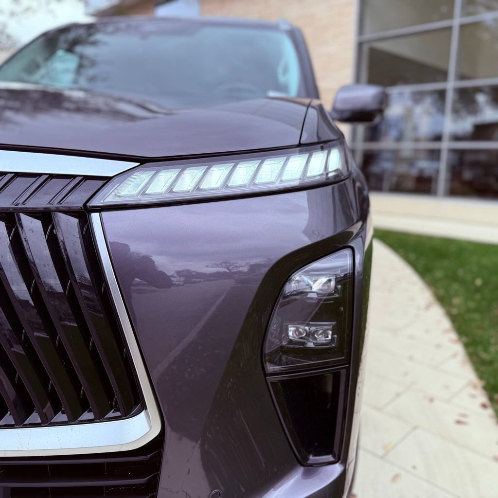 Certified 2026 INFINITI QX80 Pure w/ Cargo Package image 10