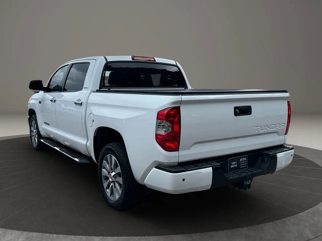 Used 2017 Toyota Tundra Limited image 6