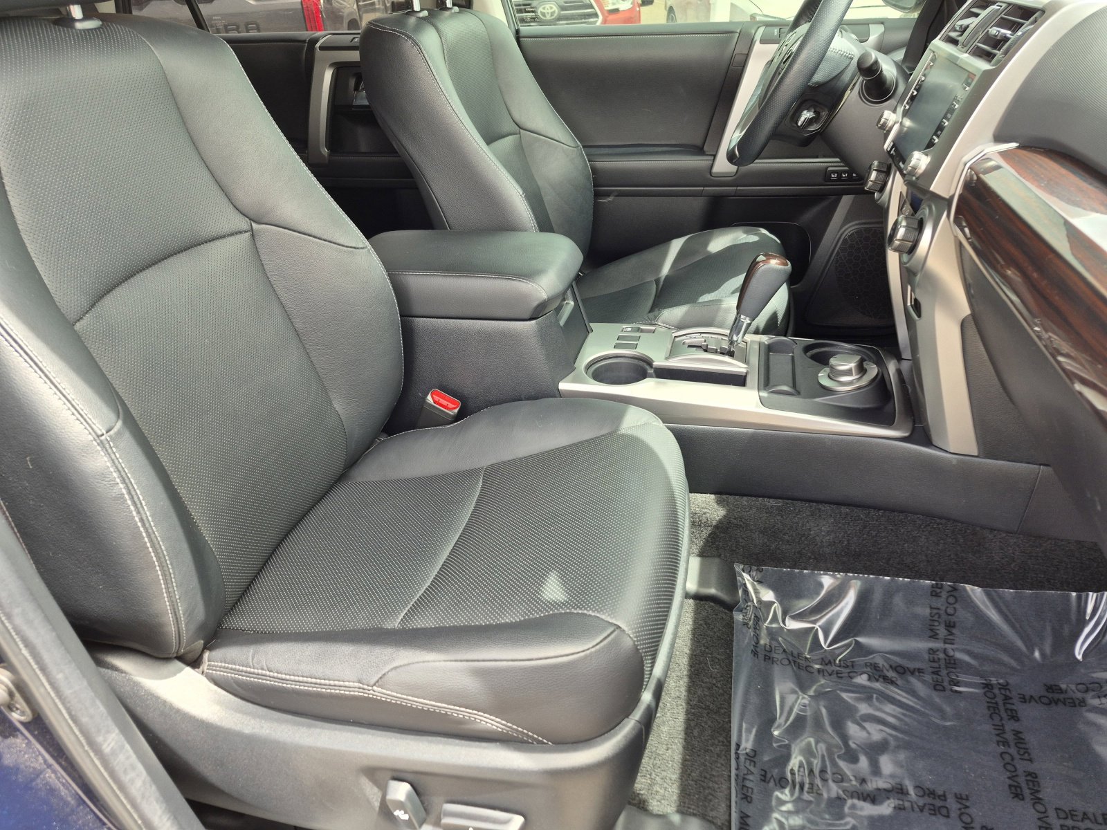 Used 2023 Toyota 4Runner Limited AWD/4WD image 23