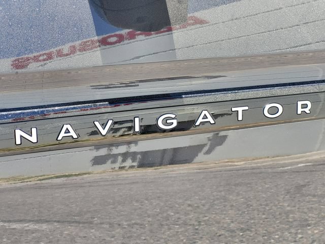 New 2026 Lincoln Navigator Black Label AWD/4WD image 16