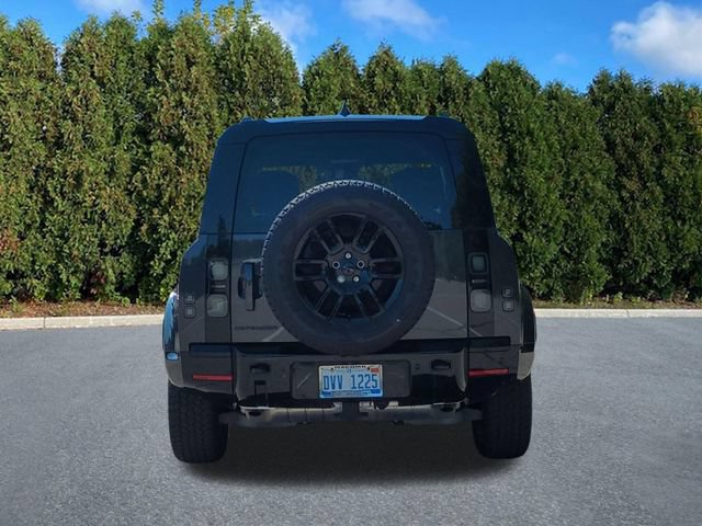 Used 2026 Land Rover Defender 110 X-Dynamic SE AWD/4WD image 5