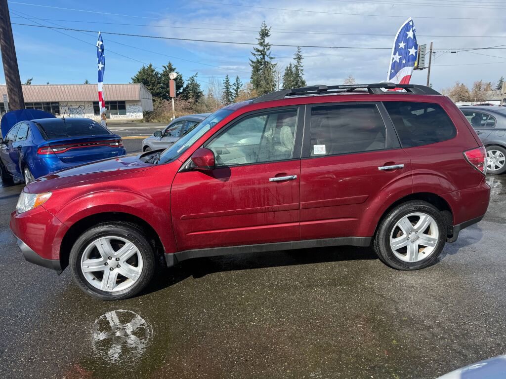 Used 2010 Subaru Forester 2.5X Limited image 4