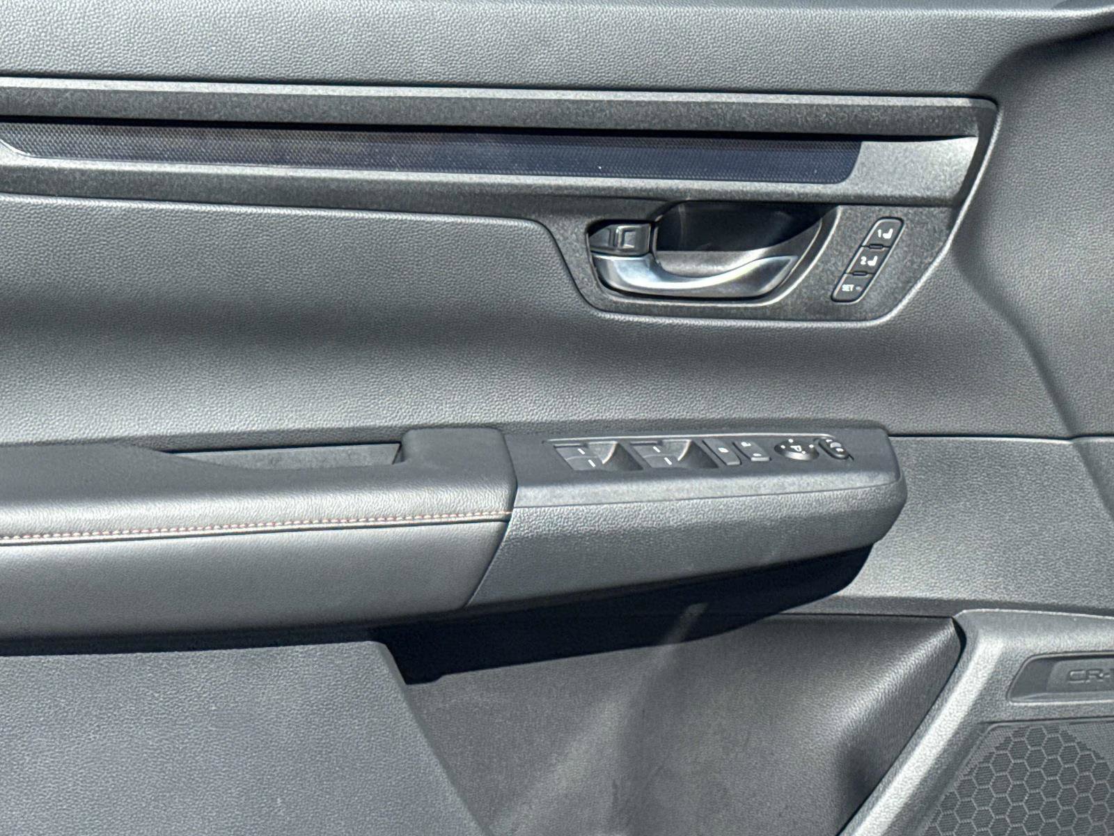 Certified 2025 Honda CR-V Sport-L image 20