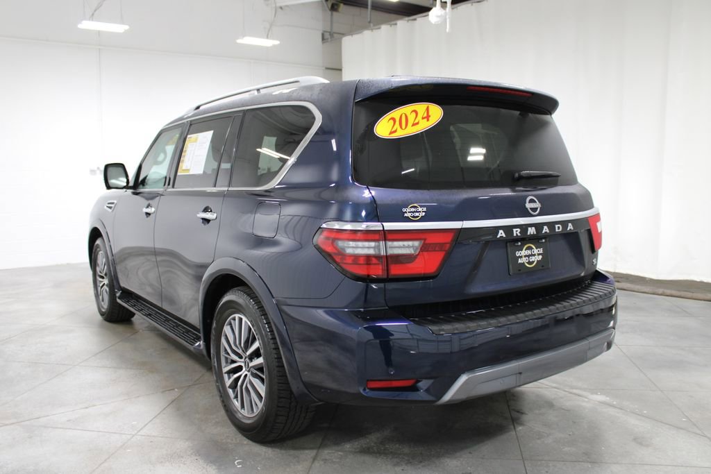 Used 2024 Nissan Armada SL w/ Captain's Chairs Package image 7