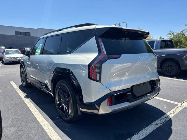 Certified 2024 Kia EV9 GT-Line AWD/4WD image 2
