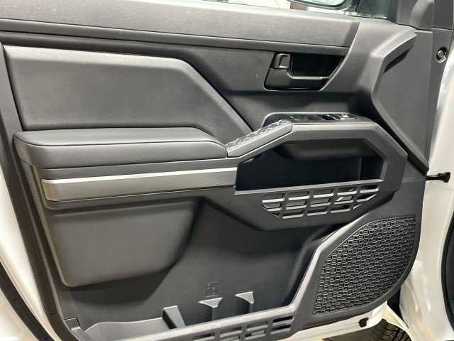 Used 2024 Toyota Tacoma SR5 AWD/4WD image 13