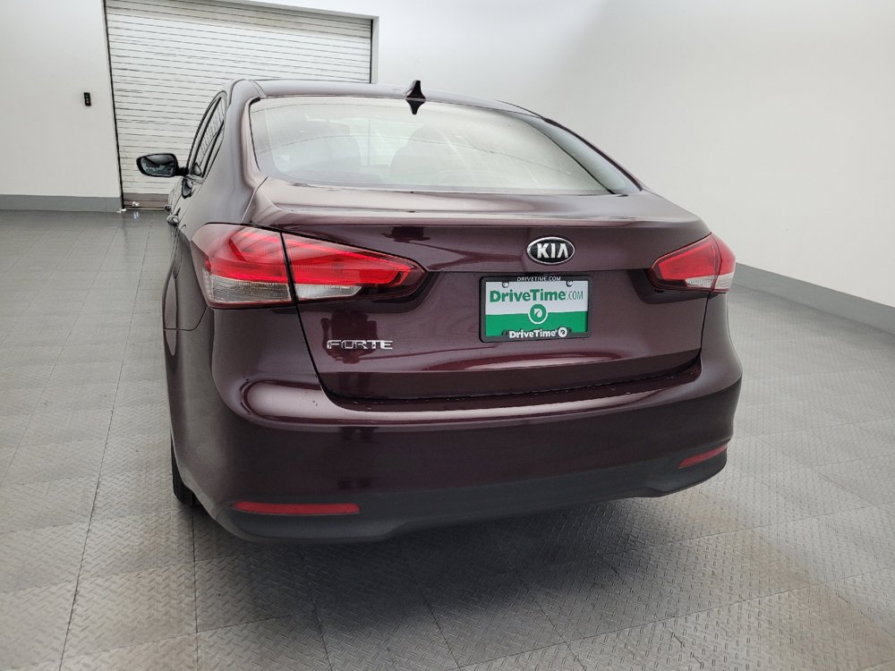 Used 2017 Kia Forte LX w/ LX Popular Package FWD image 6