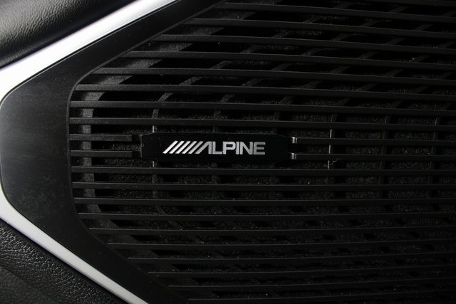 Used 2023 Jeep Wagoneer L Series II image 17