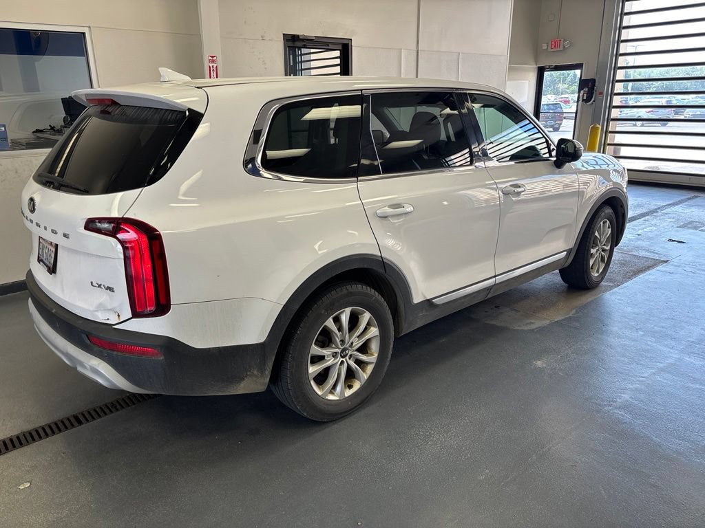 Used 2021 Kia Telluride LX FWD image 13