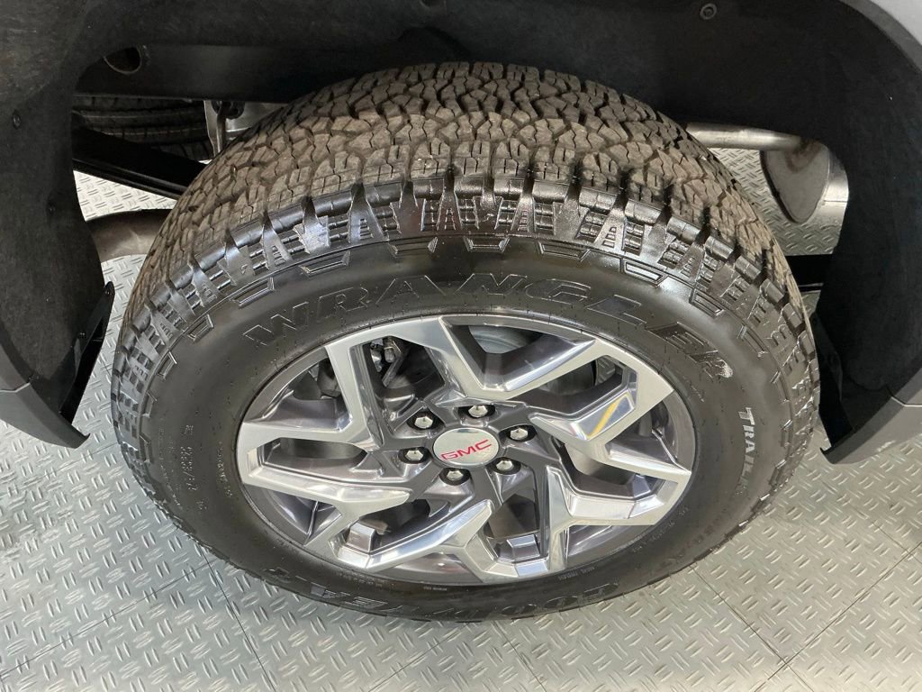 Used 2026 GMC Sierra 1500 SLE w/ Preferred Package RWD image 53