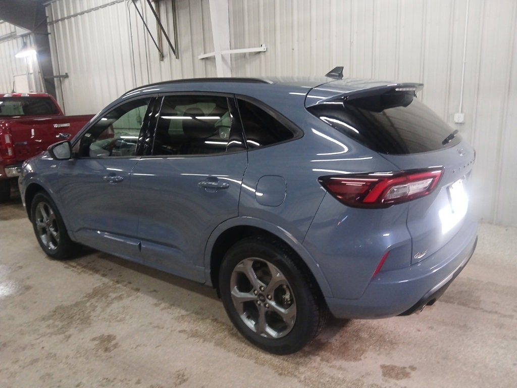 Certified 2024 Ford Escape ST-Line image 25