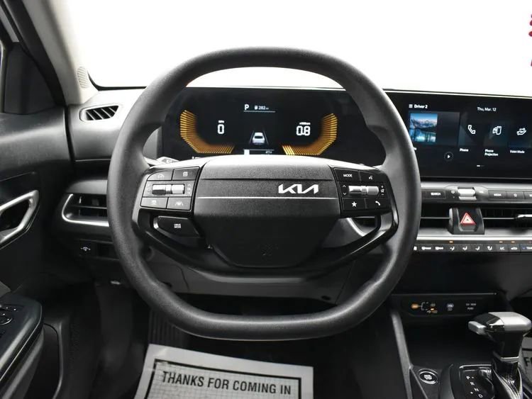 Used 2025 Kia K4 image 19