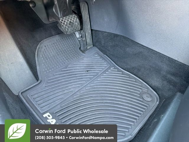 Used 2015 Volkswagen Passat TDI SEL Premium image 28